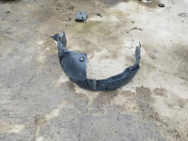 bontott SSANGYONG KORANDO Bal első Dobbetét (Kerékjárati, Műanyag)