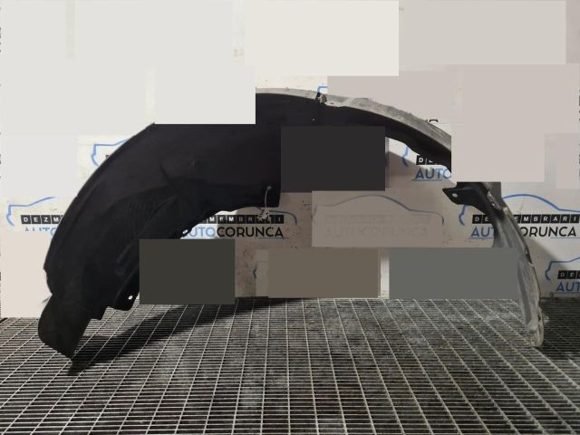 bontott SSANGYONG KORANDO Bal első Dobbetét (Kerékjárati, Műanyag)