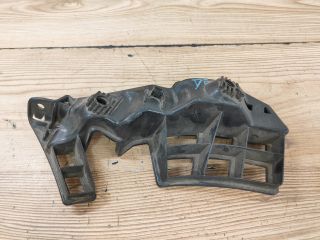 bontott SSANGYONG KORANDO Bal első Lökhárító Tartó (Műanyag)