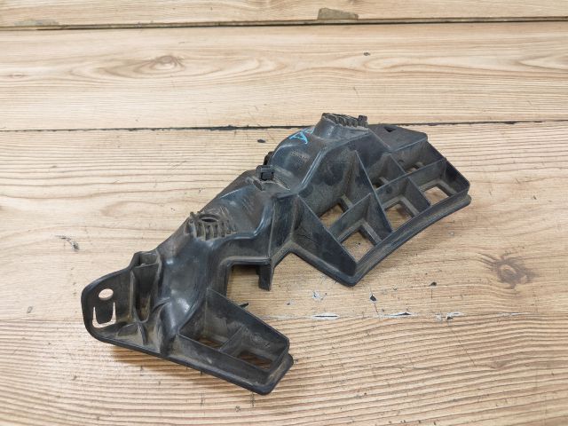 bontott SSANGYONG KORANDO Bal első Lökhárító Tartó (Műanyag)