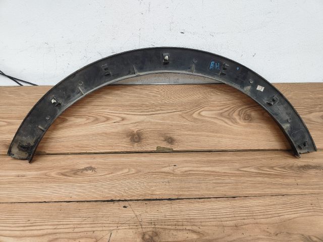 bontott SSANGYONG KORANDO Bal hátsó Sárvédő Díszléc