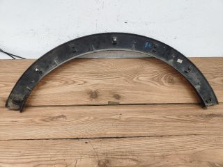 bontott SSANGYONG KORANDO Bal hátsó Sárvédő Díszléc