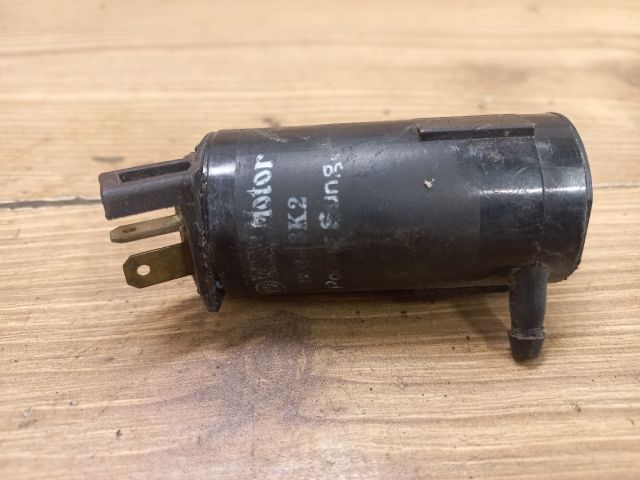 bontott SSANGYONG KORANDO Első Ablakmosó Szivattyú