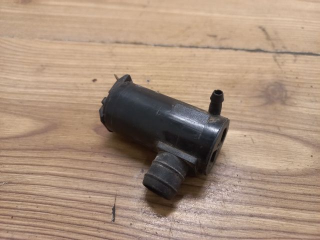 bontott SSANGYONG KORANDO Első Ablakmosó Szivattyú