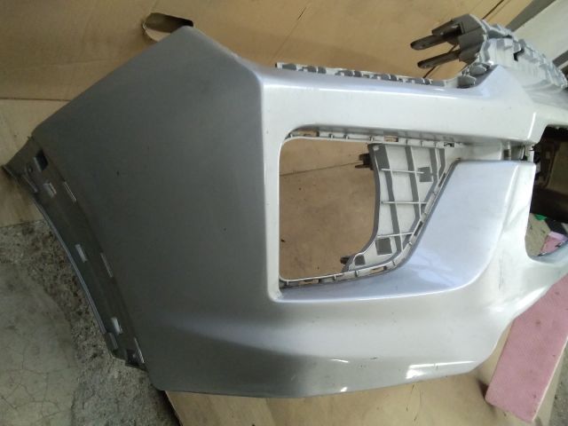 bontott SSANGYONG KORANDO Első Lökhárító (Üresen)