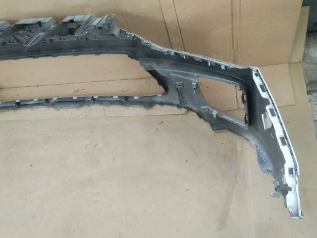 bontott SSANGYONG KORANDO Első Lökhárító (Üresen)