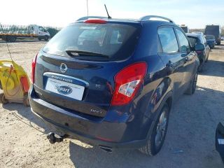 bontott SSANGYONG KORANDO Emelő