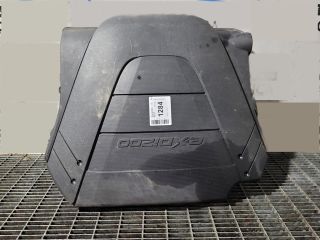 bontott SSANGYONG KORANDO Felső Hűtőburkolat