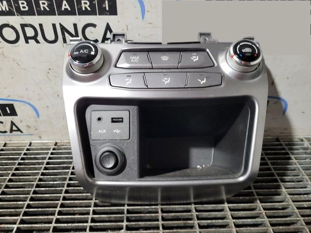 bontott SSANGYONG KORANDO Fűtéskapcsoló