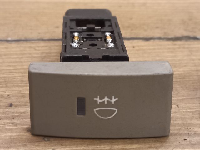 bontott SSANGYONG KORANDO Hátsó Ködzárófény Kapcsoló