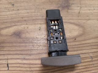 bontott SSANGYONG KORANDO Hátsó Ködzárófény Kapcsoló