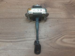 bontott SSANGYONG KORANDO Jobb első Ajtóhatároló