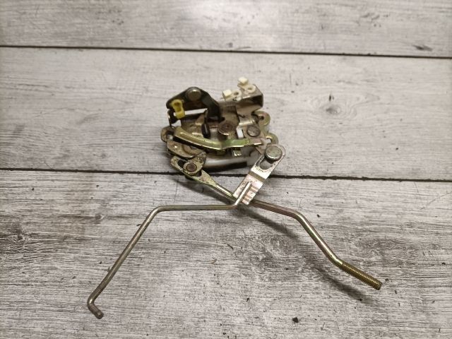 bontott SSANGYONG KORANDO Jobb első Ajtózár