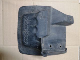 bontott SSANGYONG KORANDO Jobb első Sárvédő Gumi