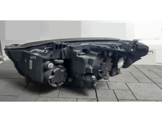 bontott SSANGYONG KORANDO Jobb Fényszóró