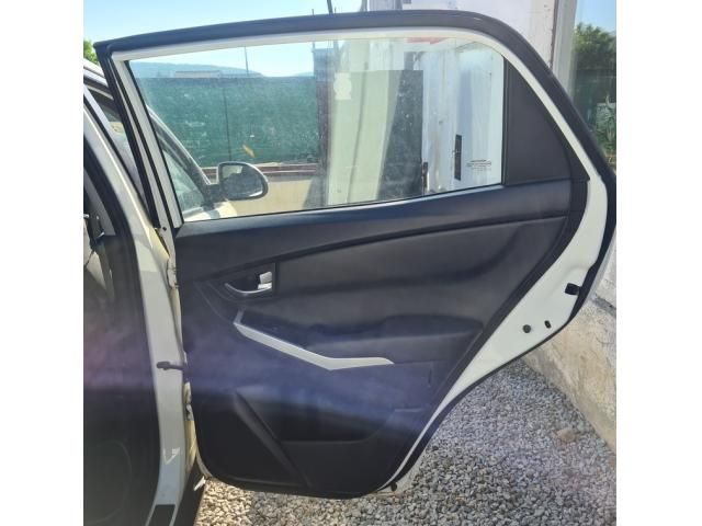 bontott SSANGYONG KORANDO Jobb hátsó Ajtó (Üres lemez)