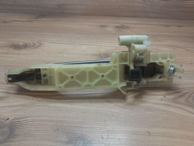 bontott SSANGYONG KORANDO Jobb hátsó Külső Kilincs