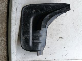 bontott SSANGYONG KORANDO Jobb hátsó Sárvédő Gumi