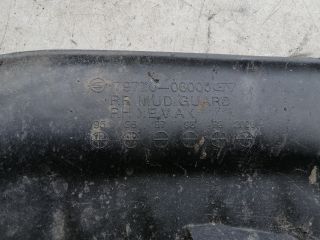 bontott SSANGYONG KORANDO Jobb hátsó Sárvédő Gumi