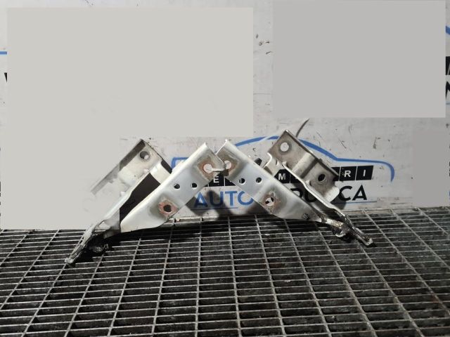 bontott SSANGYONG KORANDO Motorháztető Zsanér Pár