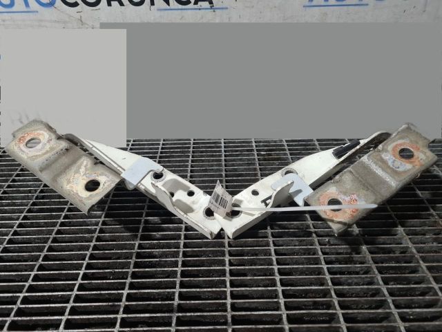 bontott SSANGYONG KORANDO Motorháztető Zsanér Pár