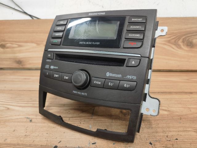 bontott SSANGYONG KORANDO Rádió / CD