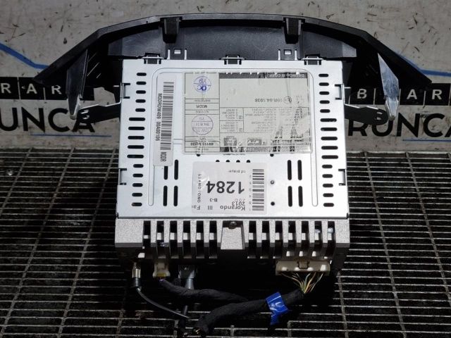 bontott SSANGYONG KORANDO Rádió / CD