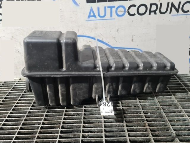 bontott SSANGYONG KORANDO Szívás Zaj Csökkentő Doboz