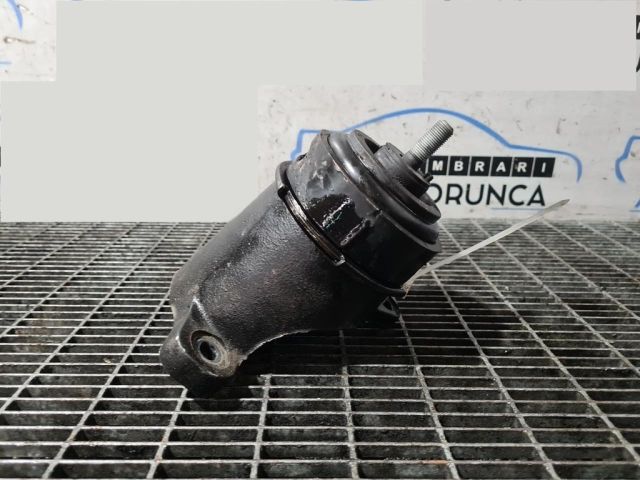 bontott SSANGYONG KORANDO Tartó Bak