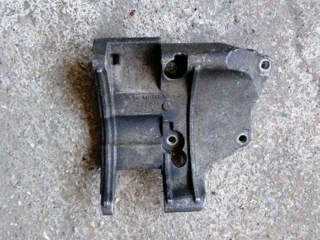 bontott SSANGYONG KYRON Generátor Tartó Bak