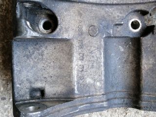 bontott SSANGYONG KYRON Generátor Tartó Bak