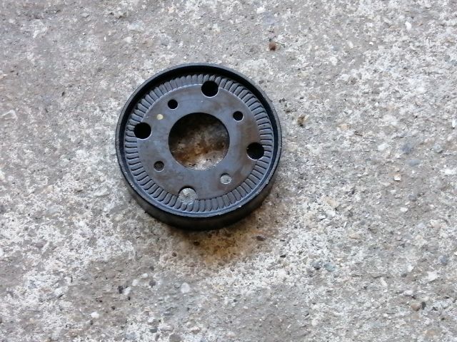 bontott SSANGYONG KYRON Vízpumpa Szíjtárcsa