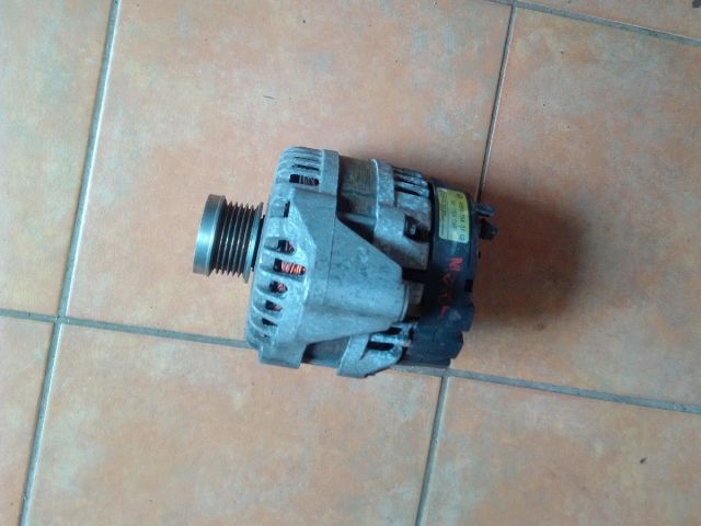 bontott SSANGYONG KYRON Generátor