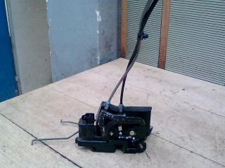 bontott SSANGYONG KYRON Bal első Ajtózár