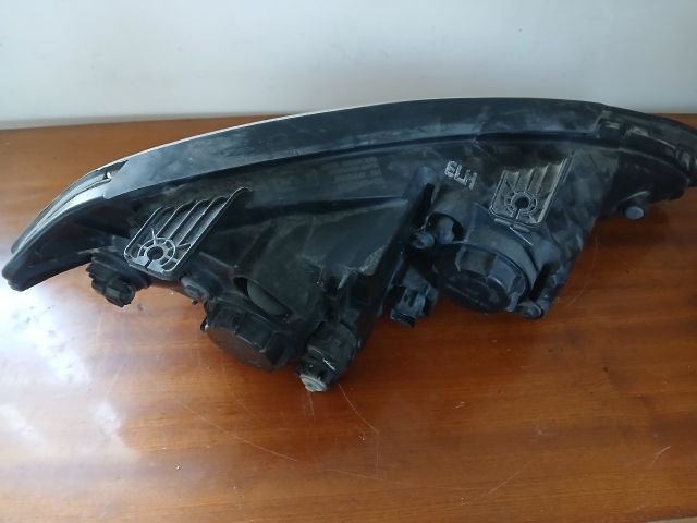 bontott SSANGYONG KYRON Bal Fényszóró