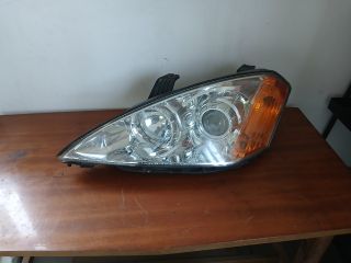 bontott SSANGYONG KYRON Bal Fényszóró