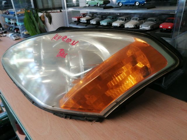 bontott SSANGYONG KYRON Bal Fényszóró