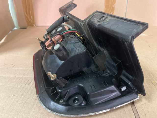 bontott SSANGYONG KYRON Bal Hátsó Lámpa