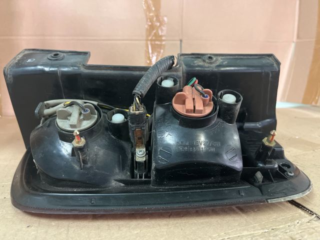 bontott SSANGYONG KYRON Bal Hátsó Lámpa