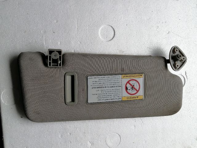 bontott SSANGYONG KYRON Bal Napellenző