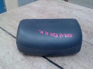 bontott SSANGYONG KYRON Hátsó középső Fejtámla