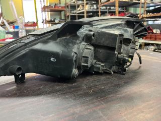 bontott SSANGYONG KYRON Jobb Fényszóró