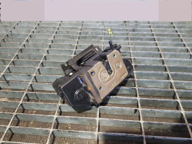 bontott SSANGYONG KYRON Jobb hátsó Ajtózár