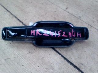 bontott SSANGYONG KYRON Jobb hátsó Külső Kilincs