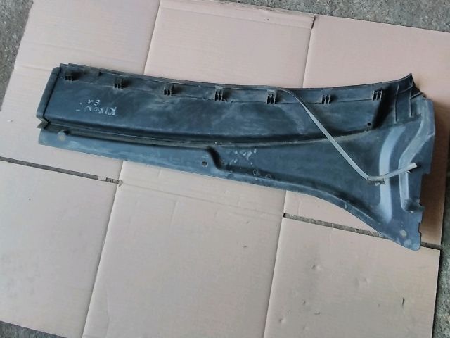 bontott SSANGYONG KYRON Jobb Szélvédő Alatti Vízelvezető Műanyag