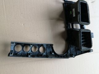 bontott SSANGYONG KYRON Középső Műszerfal Díszléc