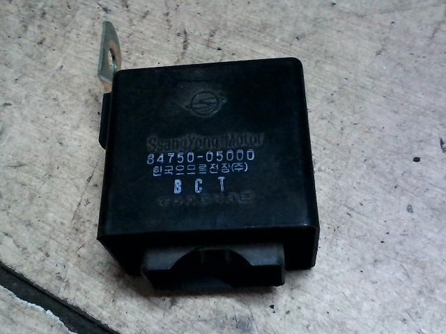 bontott SSANGYONG KYRON Relé