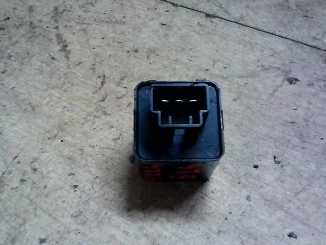 bontott SSANGYONG KYRON Relé