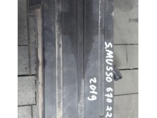 bontott SSANGYONG MUSSO Biztosítéktábla Motortér