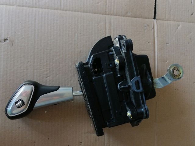 bontott SSANGYONG MUSSO Automata Váltókar